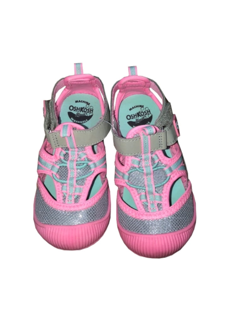 oshkosh bump toe sandals