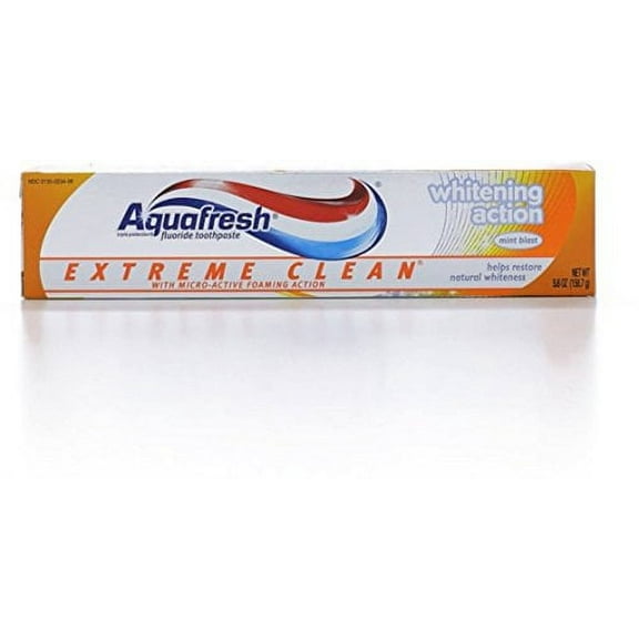 Aquafresh Extreme Clean Whitening 5.6 Ounces (Pack of 12)