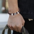 thumbnail image 4 of Pulsera para hombre de cuero con cierre magnético de acero inoxidable negro. MFZFUKR BST3014350-2, 4 of 5