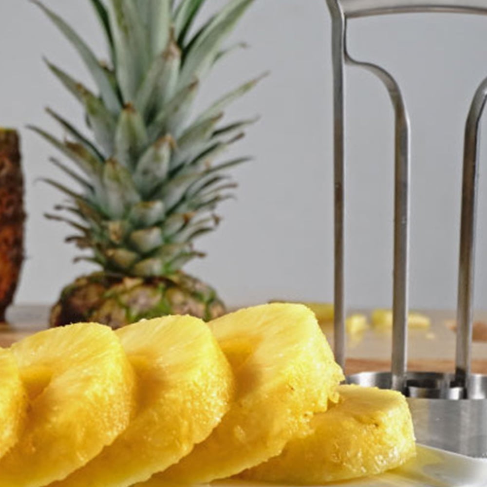 Oaklyn Easy Clean Rustproof Pineapple Slicer & Corer Tool