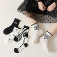 thumbnail image 2 of REDARER Girls Breathable Mesh Ankle Socks, 5-Pack Strawberry Print & Ruffle Trim Socks for Everyday Casual Wear,3-5 Years, 2 of 3