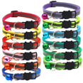 thumbnail image 1 of 12 Uds. Collar de gato reflectante que se separa con campana, collares de gatito personalizados, collar con hebilla de seguridad ajustable para gatos machos, niñas y niños, 1 of 5