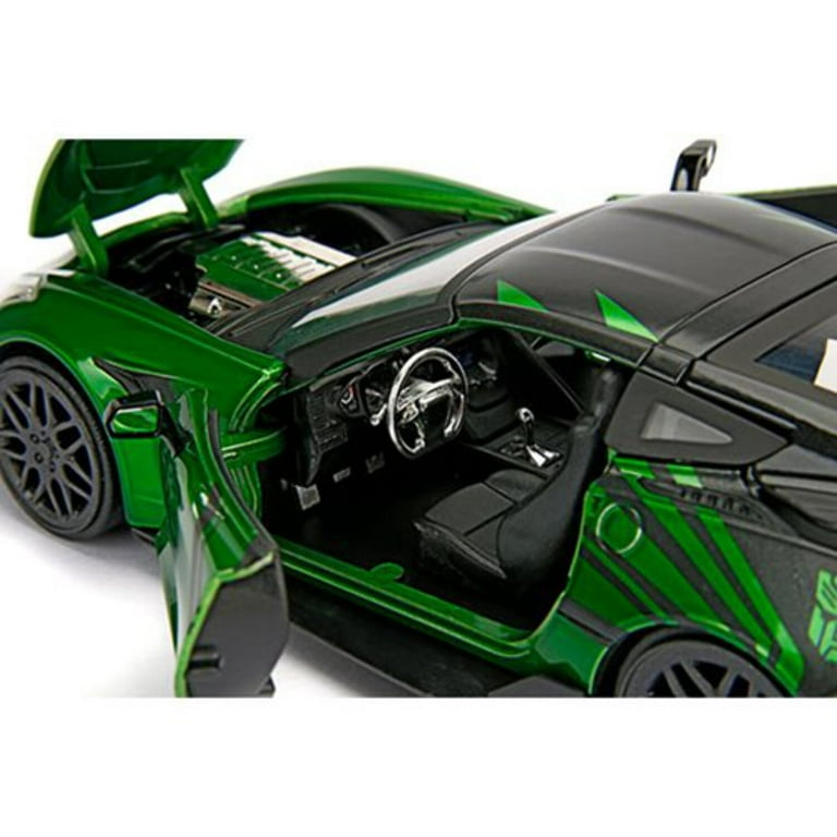 Transformers: TLK Crosshairs Chevy Corvette 1:24 Vehicle