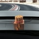 thumbnail image 4 of Adorno difusor de aromaterapia de madera para coche | Madera maciza de nogal y haya natural | Decoración portátil para consola central, ideal para el interior del hogar y el coche | Purifica el aire, 4 of 6