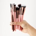 thumbnail image 3 of Juego de cepillos LUXIE Complete Face Rose Gold, veganos, libres de crueldad animal, 3 of 6