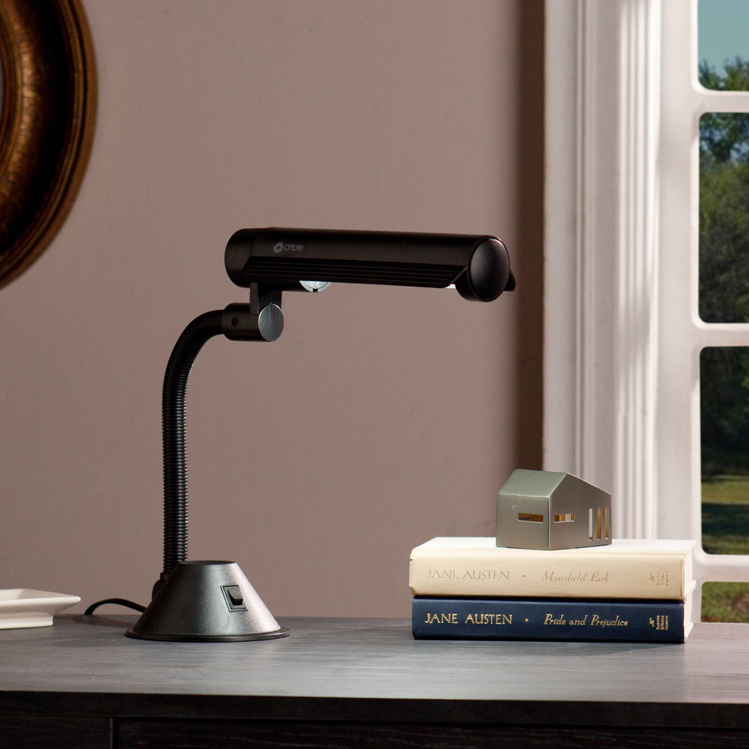 broadwing desk lamp