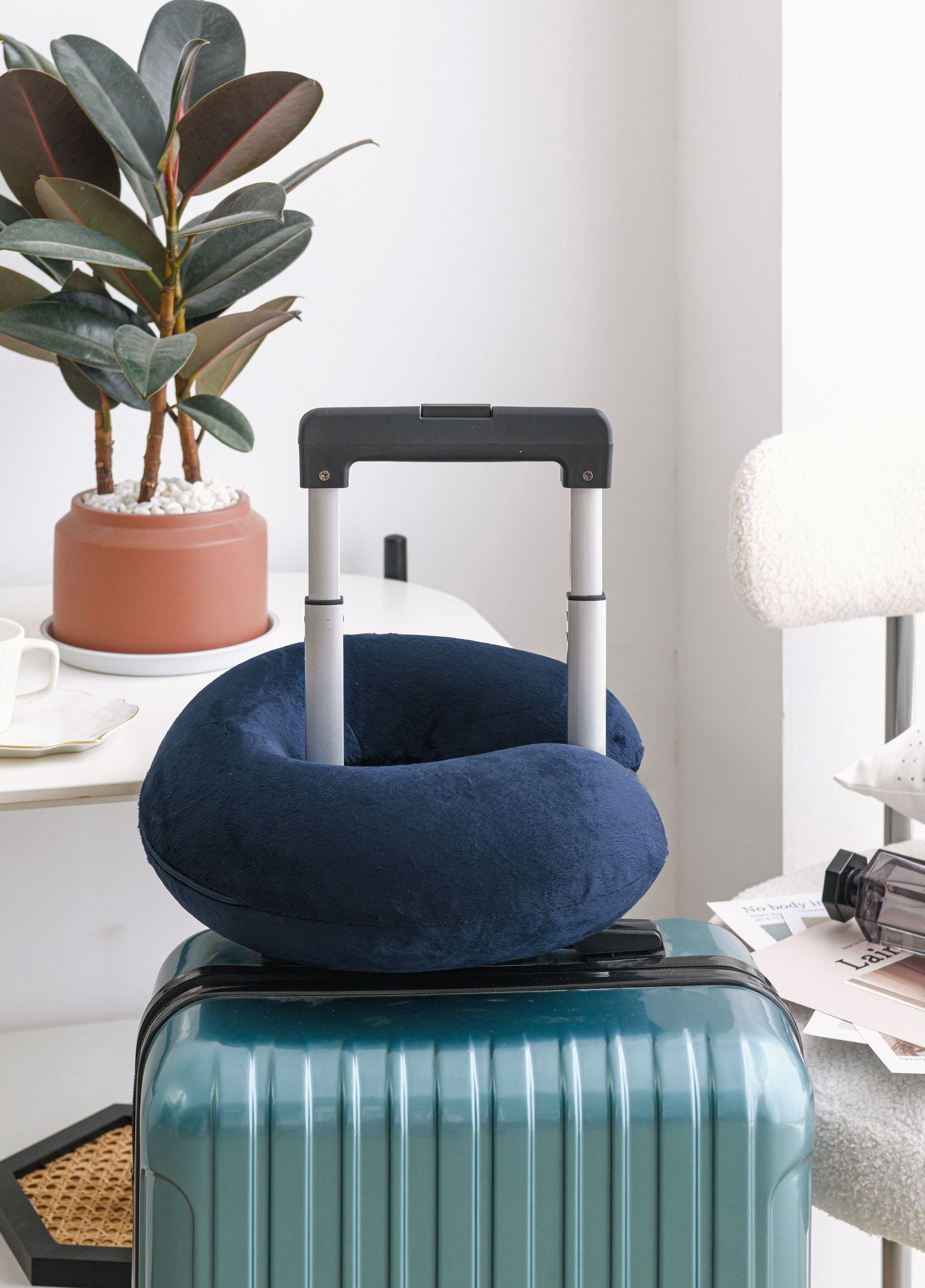Aero Lux® Bon Voyage 2-Piece Travel Set - Memory Foam Travel Neck Pillow and Eye Mask, Navy Blue