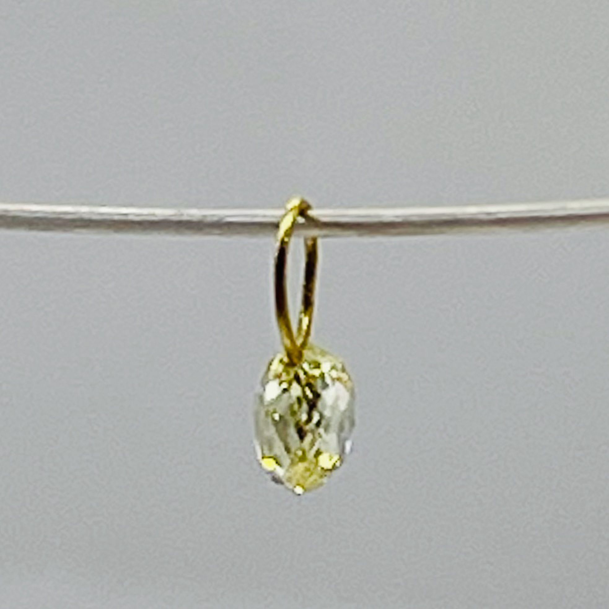 0.21cts Natural Canary 3x2.5x2mm Diamond 18K Gold Pendant 8798P - image 4 of 12