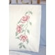 Taies d'Oreiller Estampillées Perle Bord 30 "X20" 2 / Pkg-Trois Roses – image 1 sur 2