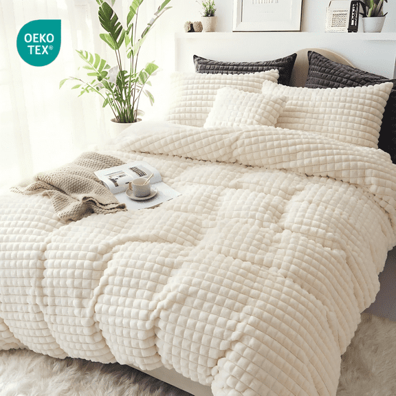 JOLUSERE Checkered Geometric Fluffy White Duvet Cover Queen Set,3-Piece Super Soft Faux Rabbit Fur Winter Warm Fuzzy Bedding Set