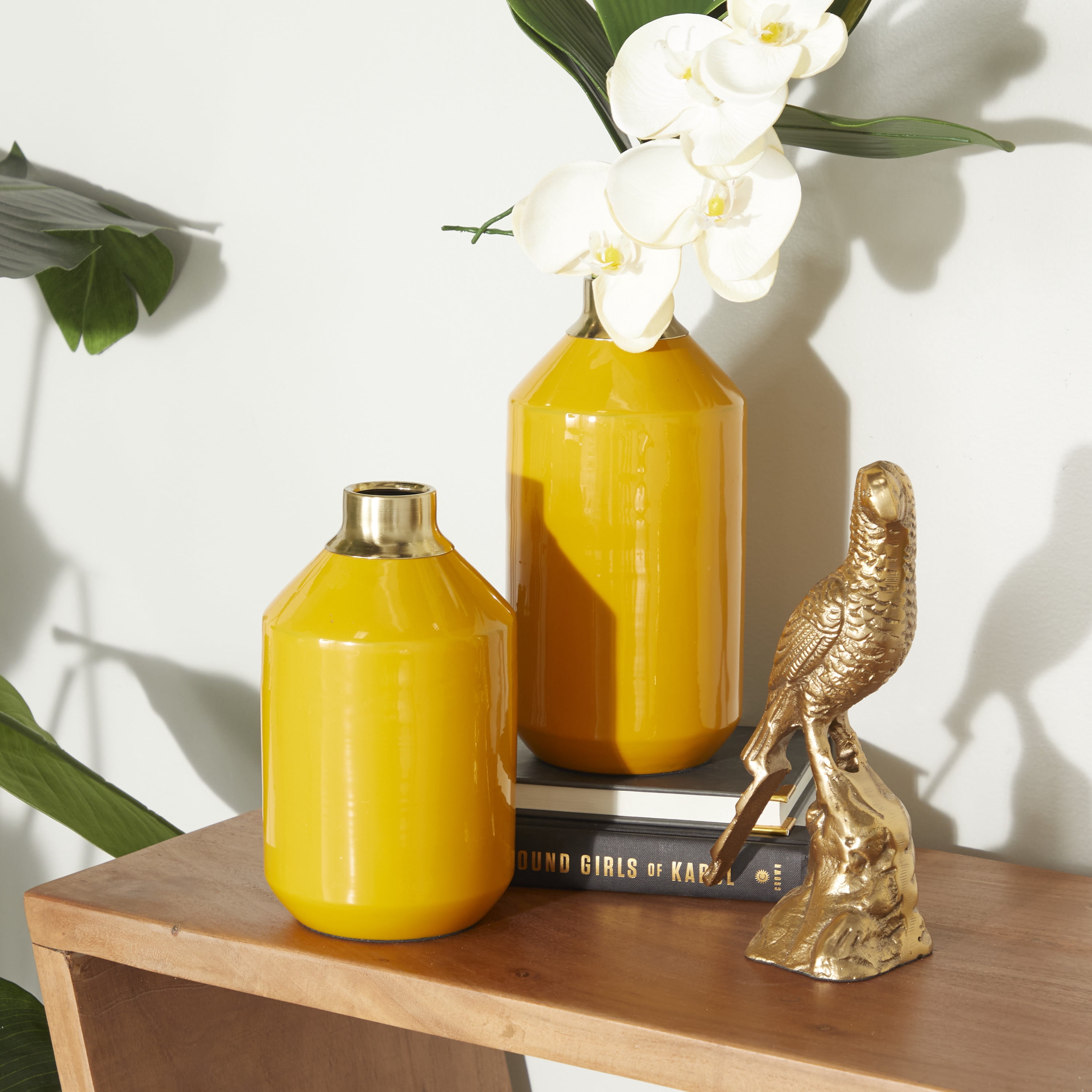 DecMode 10", 8"H Yellow Metal Vase with Gold Rims, Set of 2
