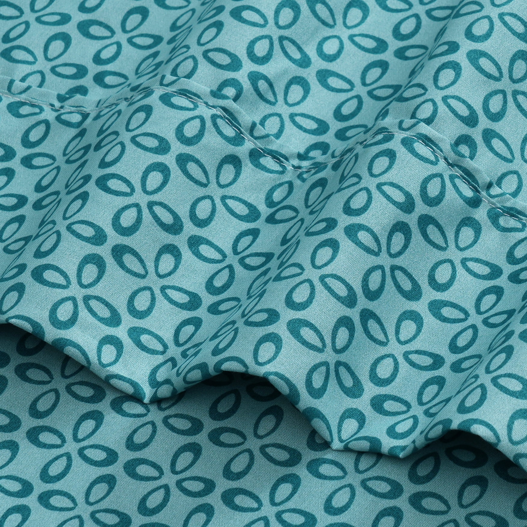Mainstays Super Soft Brushed Microfiber Bed Sheet Set, Teal Medallion, Twin-XL, 3 Piece