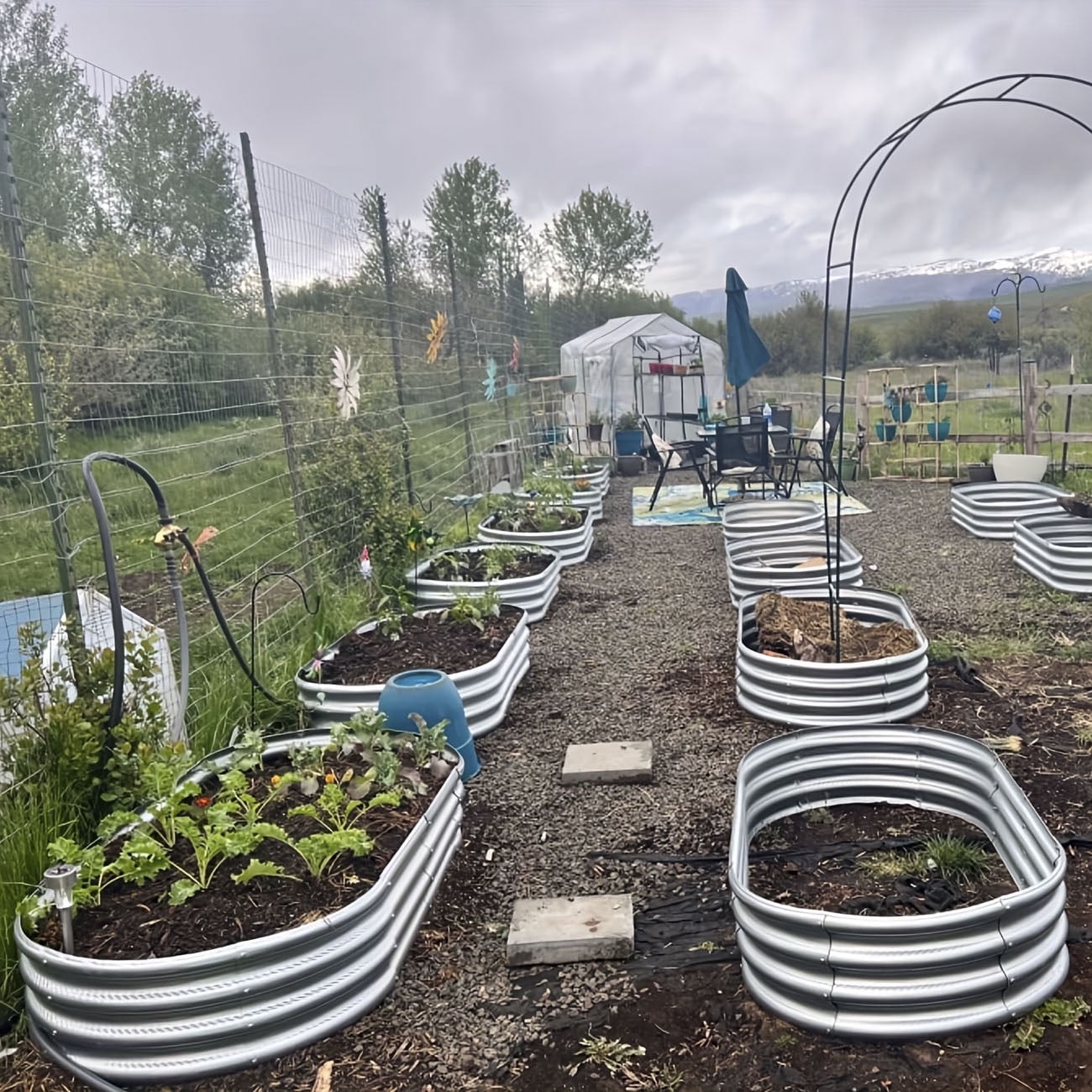 LIALEX 2 pack Silver Galvanized Raised Garden Bed 4 by 2 Feet Oval Lightweight Metal Planter Boxes Outdoor with Easy Assembly, Rust Resistant