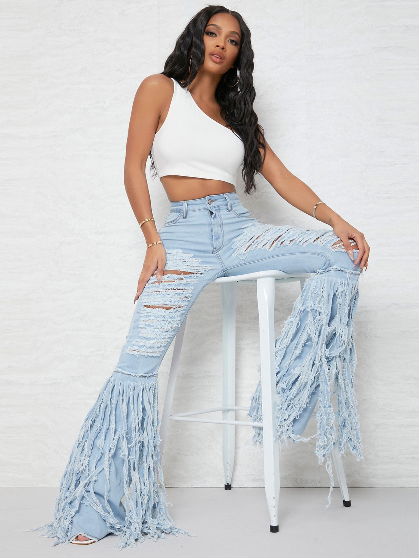 Women's Curvy Ripped Fringe Trim Flare 