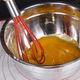 thumbnail image 4 of Herramientas para hornear, batidor de huevos de silicona con mango de acero inoxidable de 10 pulgadas de espesor, varilla agitadora manual (juego de 2), 4 of 5