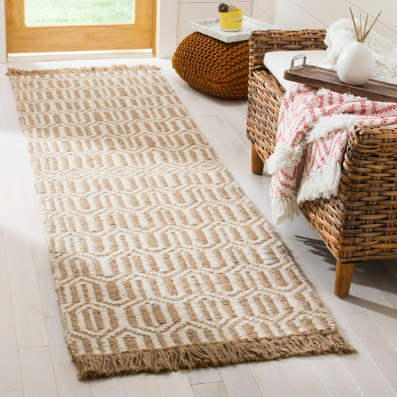 SAFAVIEH Natural Fiber Jakov Geometric Jute Runner Rug, Natural/Ivory, 2'3" x 6'