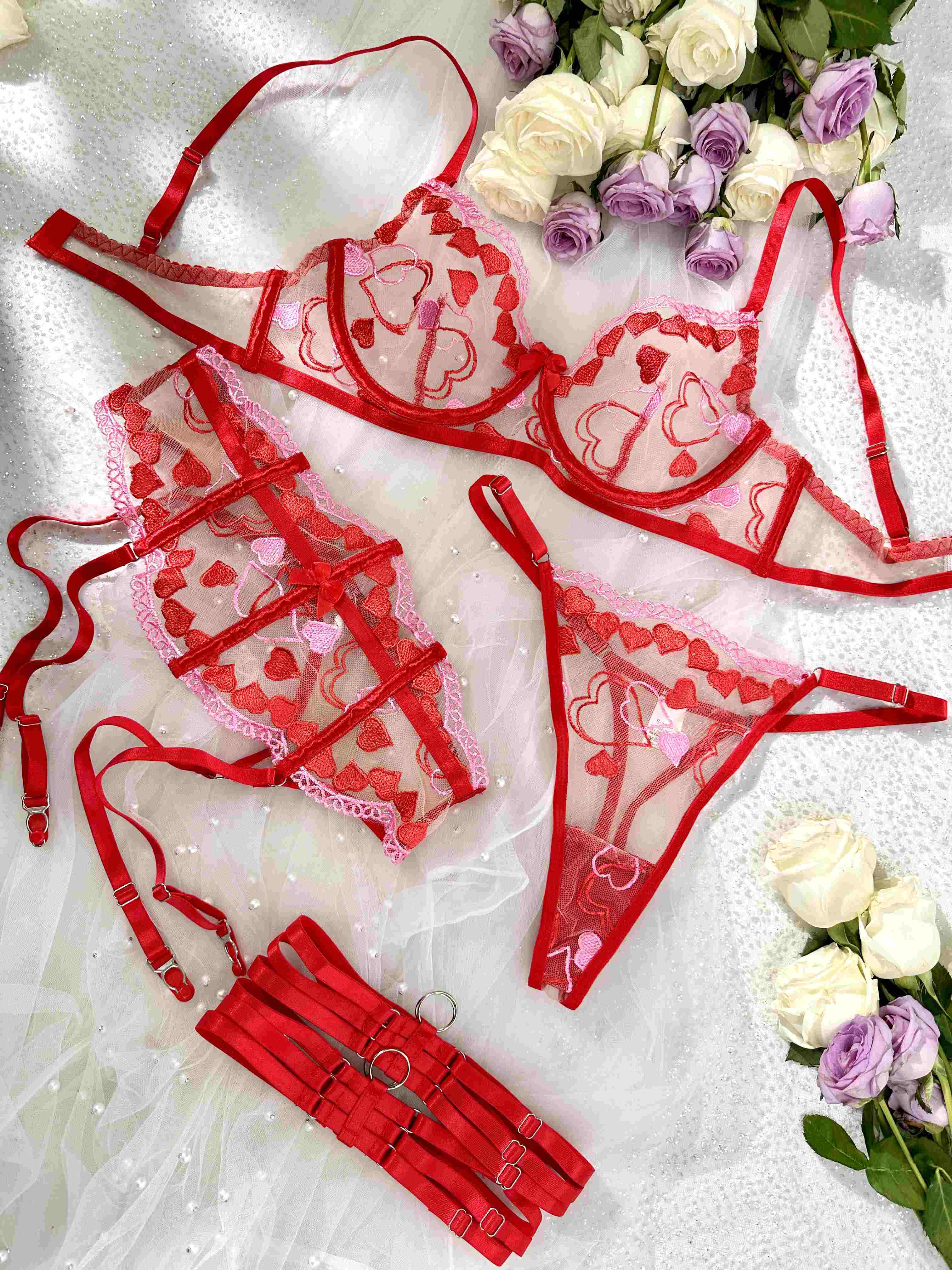 Amour Heart 3 Piece Lingerie Set (PINK, L)