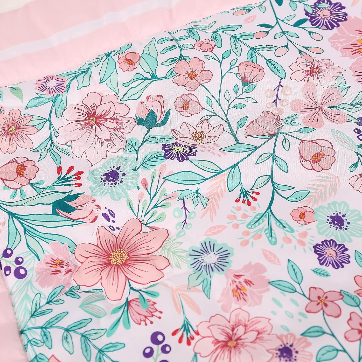 Sweet Baba 4 PC Crib Bedding Set for Girls, Pink Nursery Crib Bedding Set , Giraffe Crib Set Including Crib Skirt, Crib Quilt, Crib Sheet and Diaper Stacker