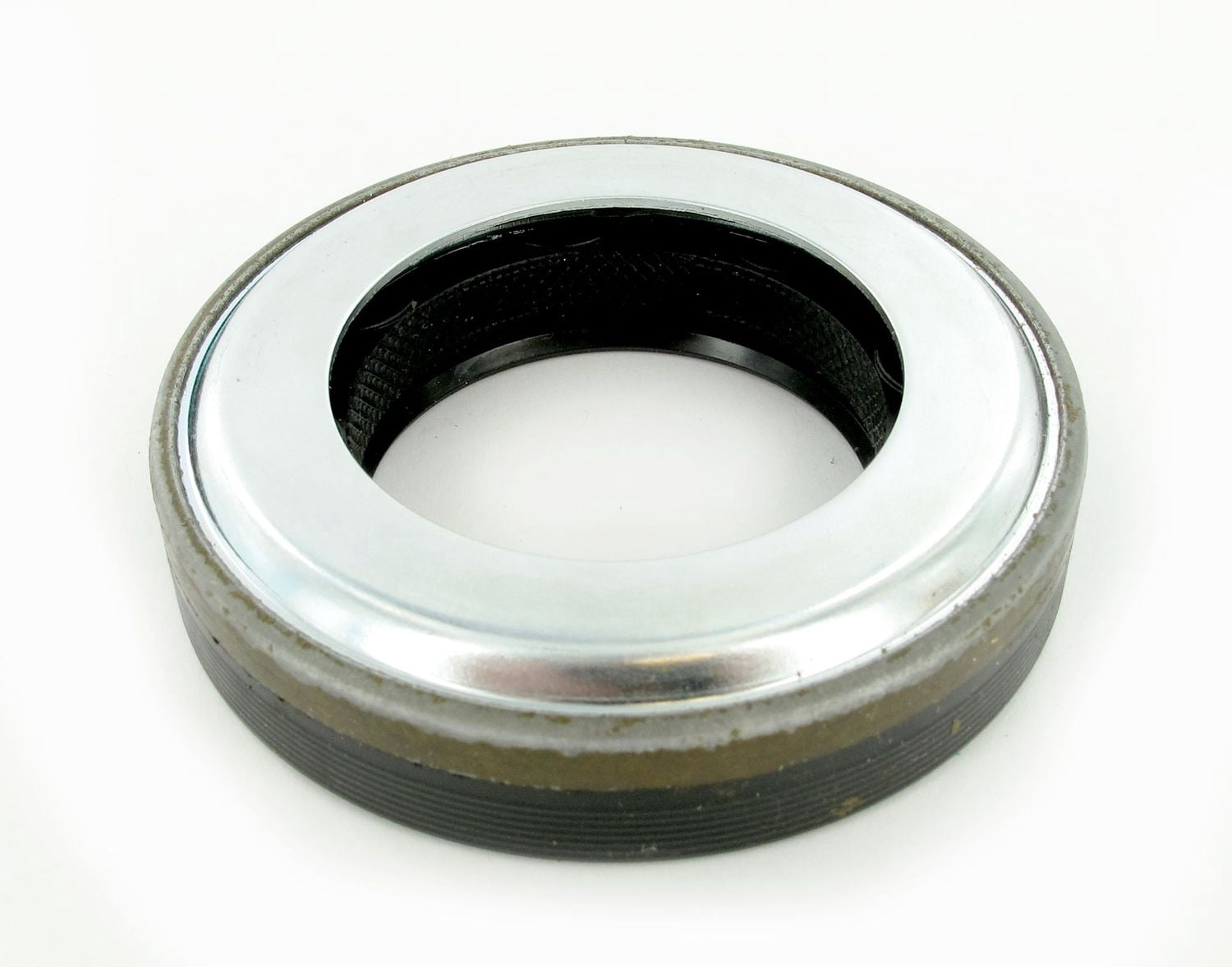 Drive Axle Shaft Seal Fits select: 2002-2009 CHEVROLET TRAILBLAZER, 1997-2004 CHEVROLET S TRUCK