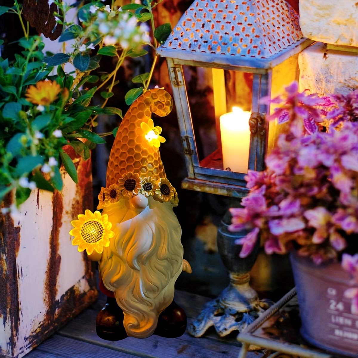 Solar Garden Decor Resin Gnome Statue Sunflower Gnome Sculptures for Harvest Festival Christmas New Year Housewarming Gifts Outdoor Outside Decorations for Yard Patio Garden Lawn