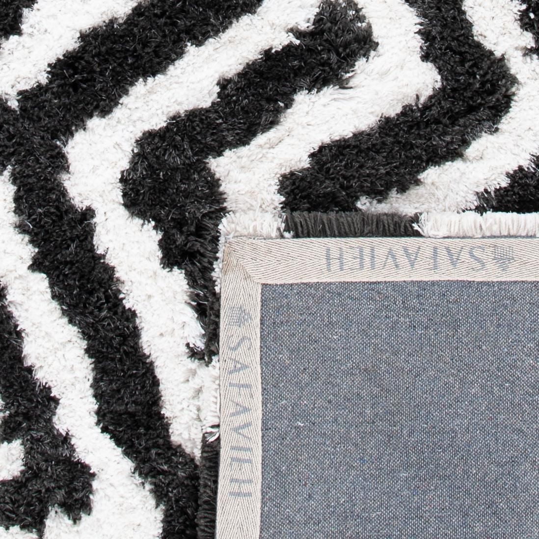 Safavieh Barcelona Dortha Geometric Shag Area Rug