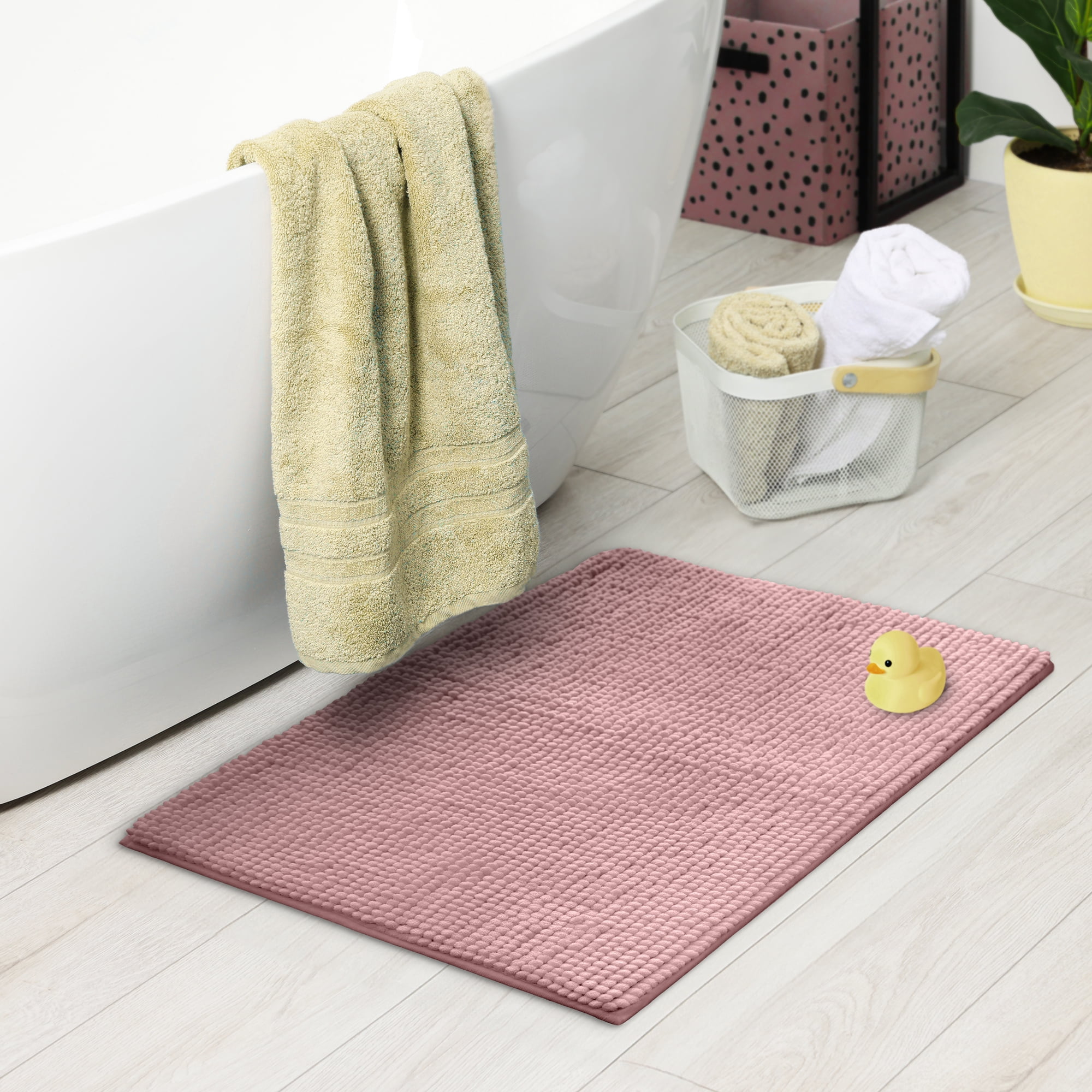 Your Zone Kids Pink Memory Foam Noodle Single Bath Rug with Nonslip Backside, 17" x 24"