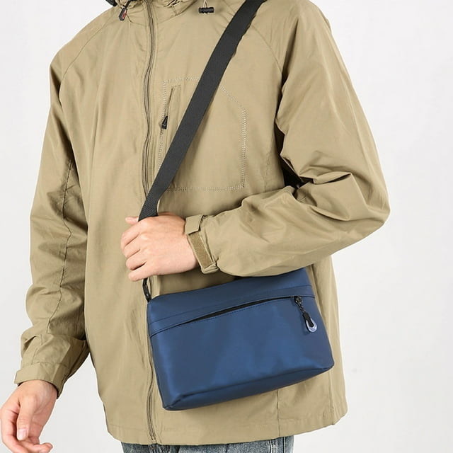 Mochila impermeable para pecho con bandolera de hombre | Mensajero de hombro ligero con múltiples compartimentos | Tela duradera, correa ajustable, viajes deportivos al aire libre, negro/azul/gris