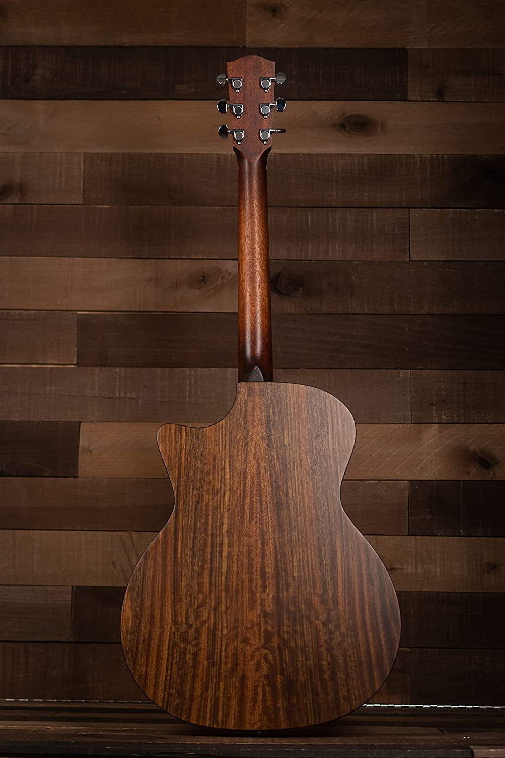 Eastman AC222CE Acoustic/Electric with Bag, Natural