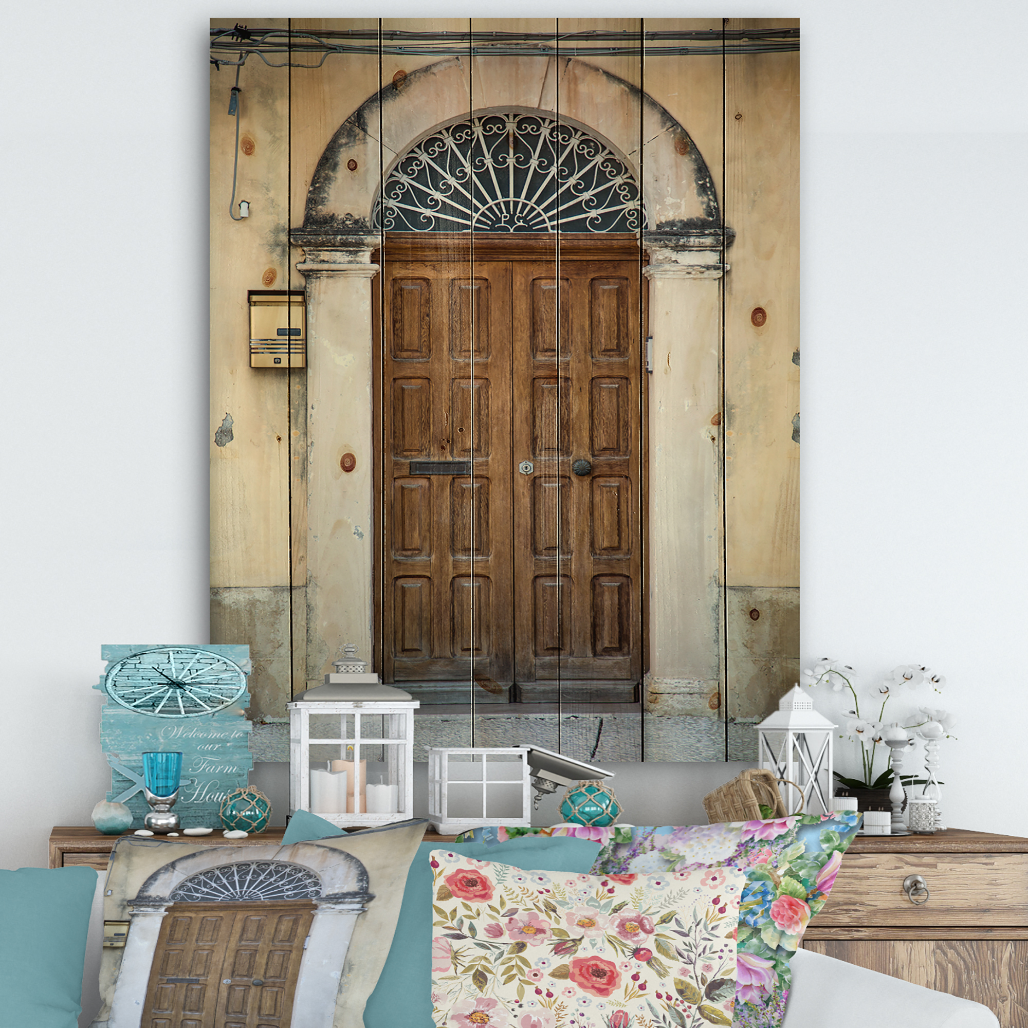 Designart 'Vintage Door in Sicily' Vintage Print on Natural Pine Wood' Vintage Print on Natural Pine Wood