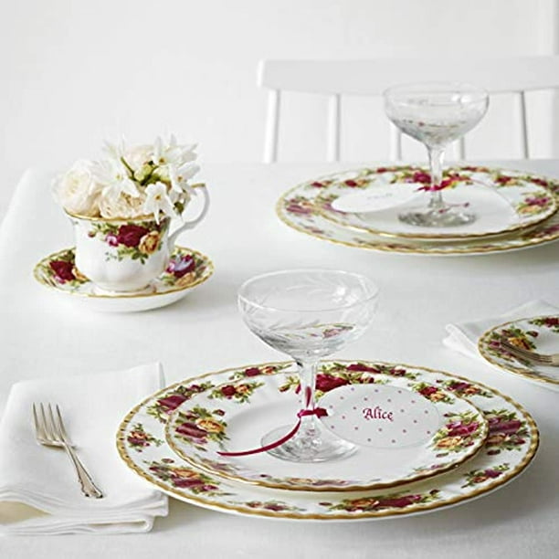 Royal Doulton, Royal Albert Old Country Roses 12-Piece Set, Service for 4