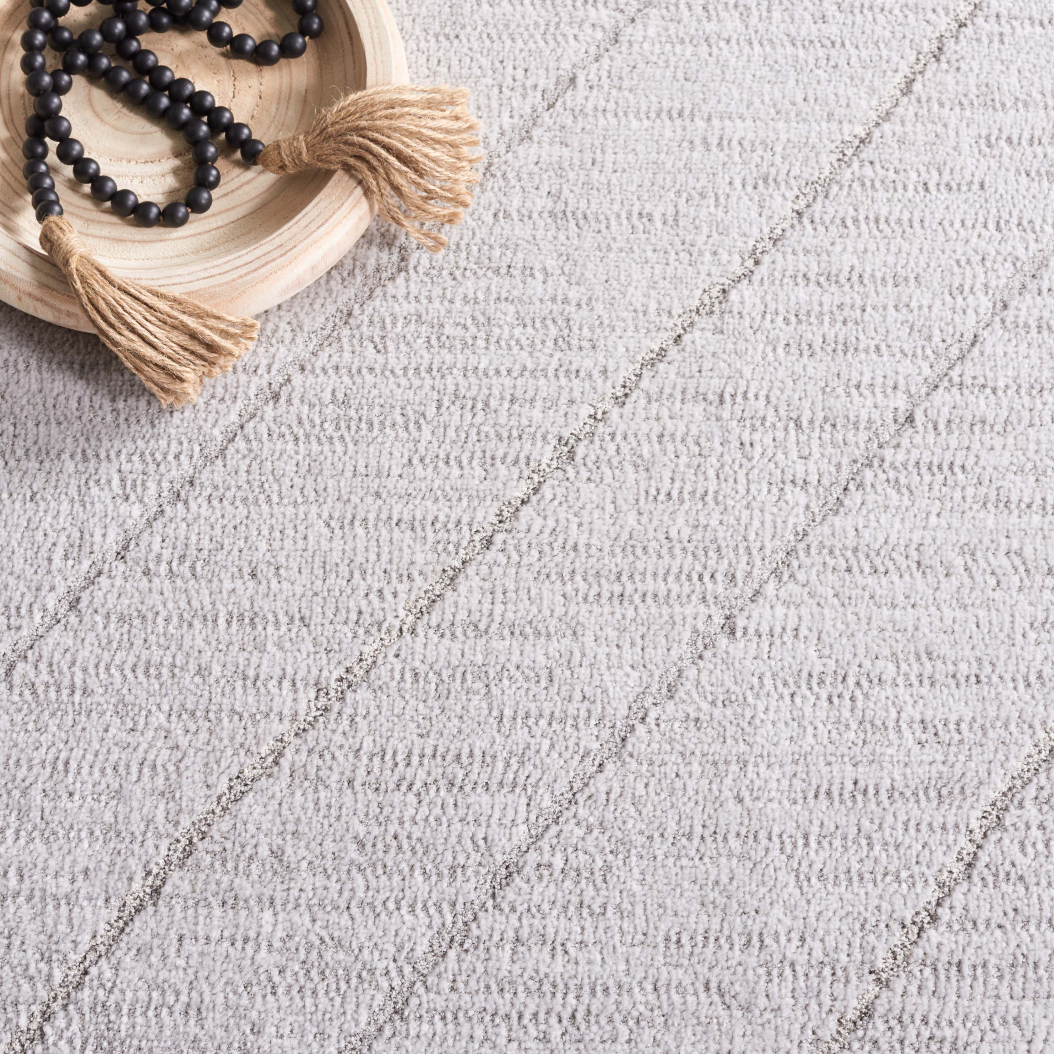 SAFAVIEH Neptune Jaxon Striped Area Rug, Light Gray/Gray, 6'7" x 6'7" Round