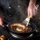 thumbnail image 4 of Espátula de silicona amarilla, pala de acero inoxidable, espátula para freír, aislamiento térmico, filete de cocina, forma de abanico escaldante, antiadherente, 4 of 4