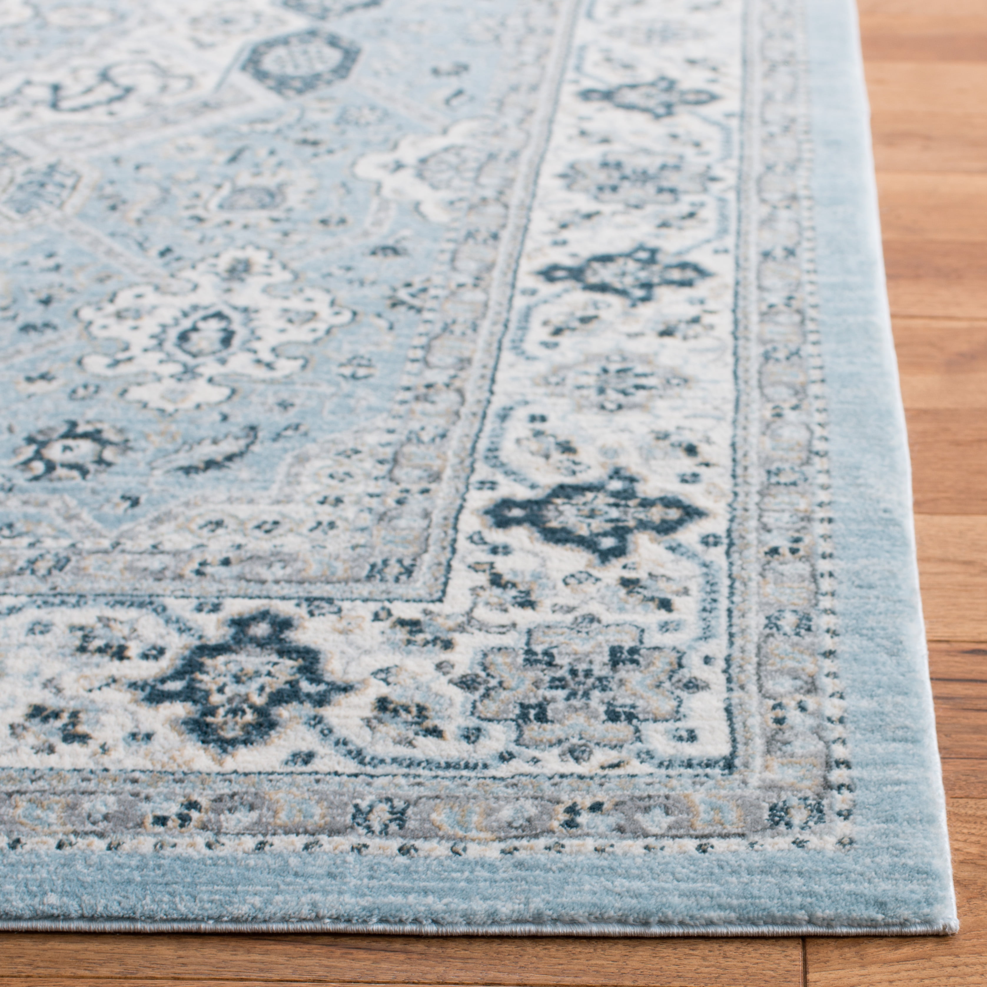 SAFAVIEH Isabella Zander Oriental Area Rug, Blue/Cream, 8' x 10'