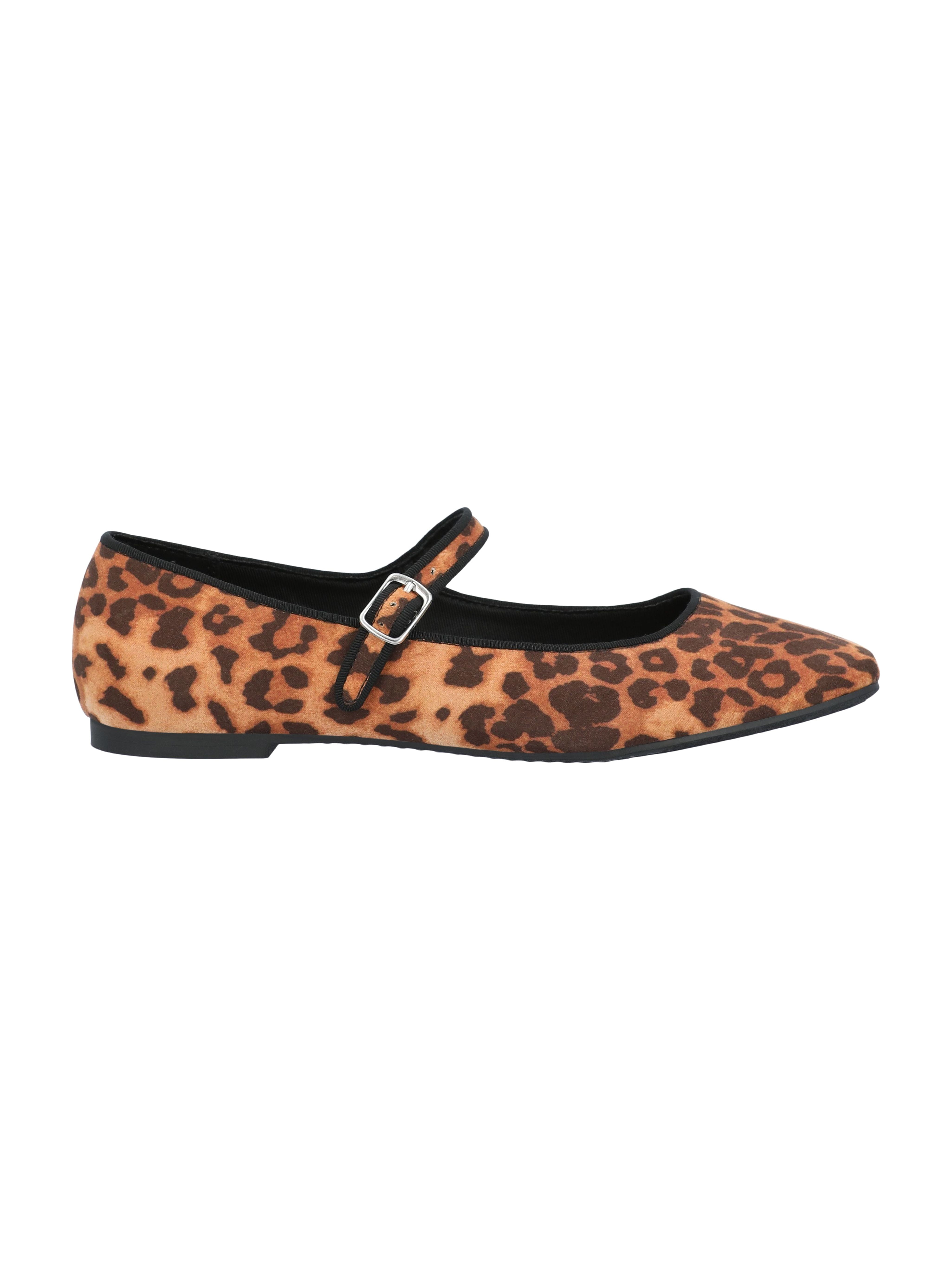 Time and Tru Women's Faux Leather Mary Jane Flats, Wide Width Available