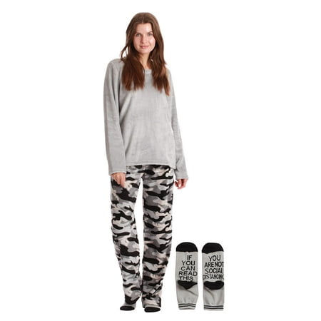 

Just Love Womens Plush Pajama Pants Set with Socks 6808-10114-1X (Camouflage - Black 1X)