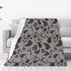 thumbnail image 1 of Fotbe Brown Moose with Pinecones Manta de Franela Acolchonada con Estampado, Súper Suave y Esponjosa, Extra Grande para Sofá, Cama, Uso Todo el Año-60"x50", 1 of 7