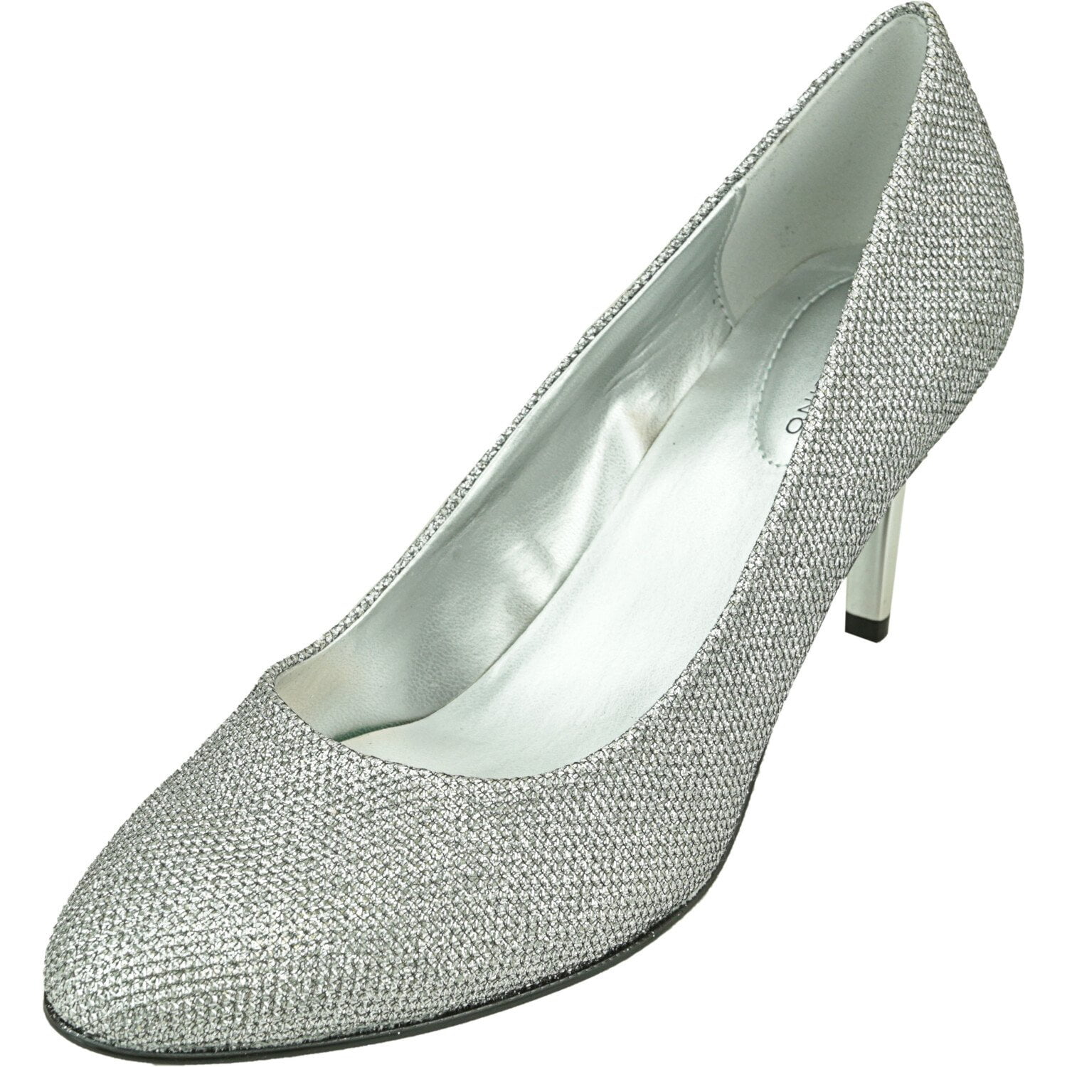 bandolino silver pumps