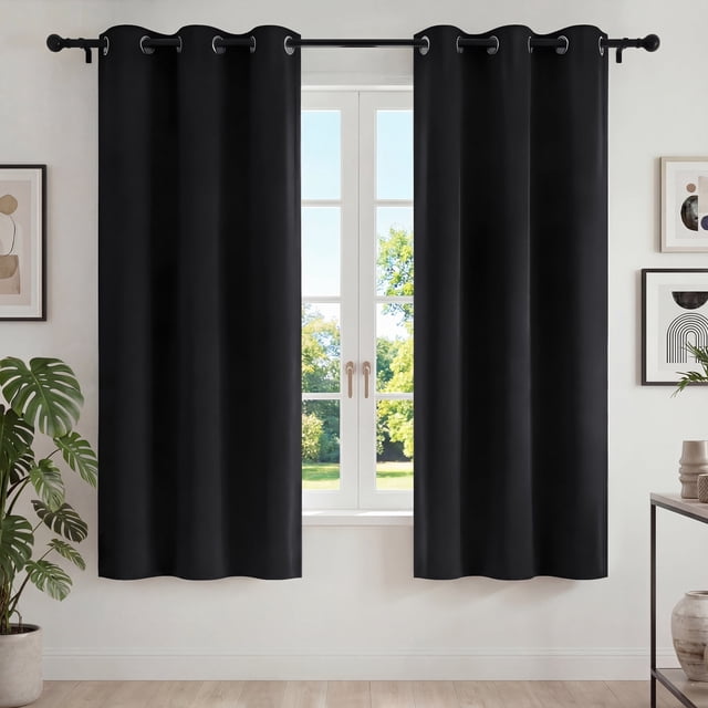Blackout Cortinas para Recámara, Cortina Blackout Térmica Aislada 2 Paneles 42x72 Pulgadas, Cortinas Negras con Ojales, Reducción de Ruido, Ahorro de Energía y Cortinas sin Arrugas para Sala de Estar