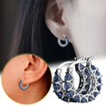 thumbnail image 3 of Pendientes de estilo para las mujeres Pendientes de encaje con incrustaciones de circonio completo de estilo francés Pendientes en forma de U, 3 of 8