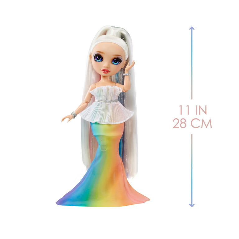 Rainbow High Fantastic Fashion Jade Hunter 11 Fashion Doll w/ Playset