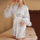 thumbnail image 4 of Batas Bata de mujer Bata de plumas Maquillaje de boda Bata de dama de honor Camisón de mujer, 4 of 9