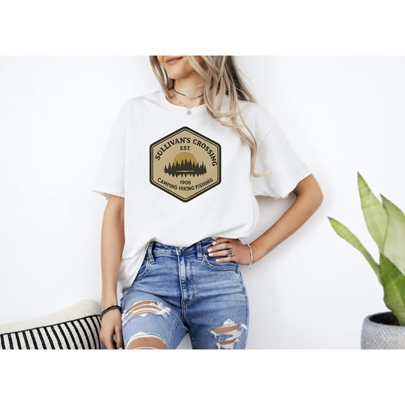 Sullivans Crossing Camping Hiking Fishing Vintage Outdoor Unisex T-Shirt