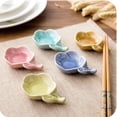 thumbnail image 4 of Soportes para palillos de cerámica de flor de ciruelo de colores, soportes para palillos, plato de sushi, bandeja para salsa de refrigerios, soporte para palillos para el hogar, plato de salsa de, 4 of 5