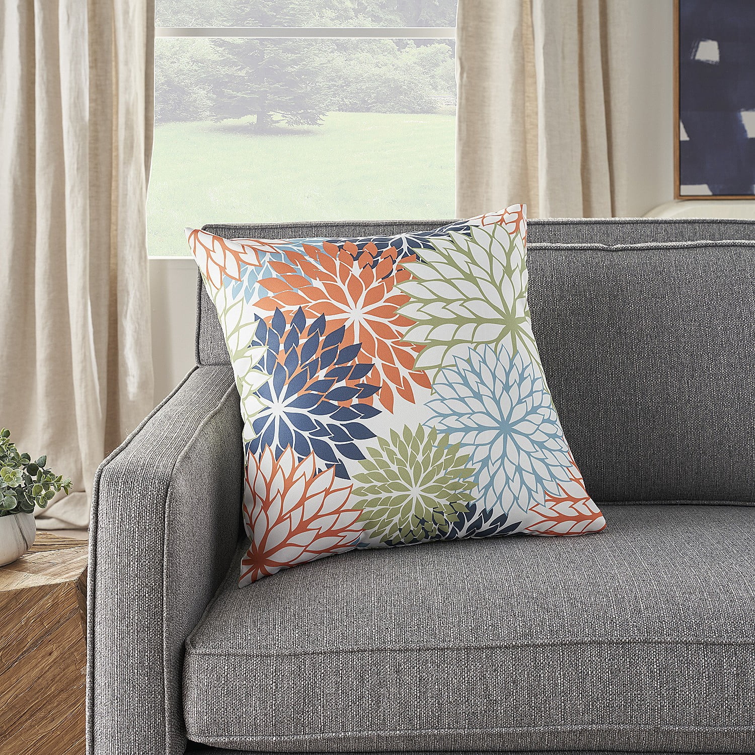 Mina Victory Aloha Floral Multicolor 20" x 20" Outdoor Throw Pillow, Easy Clean, Zipper Closure, Patio, Couch, Bench