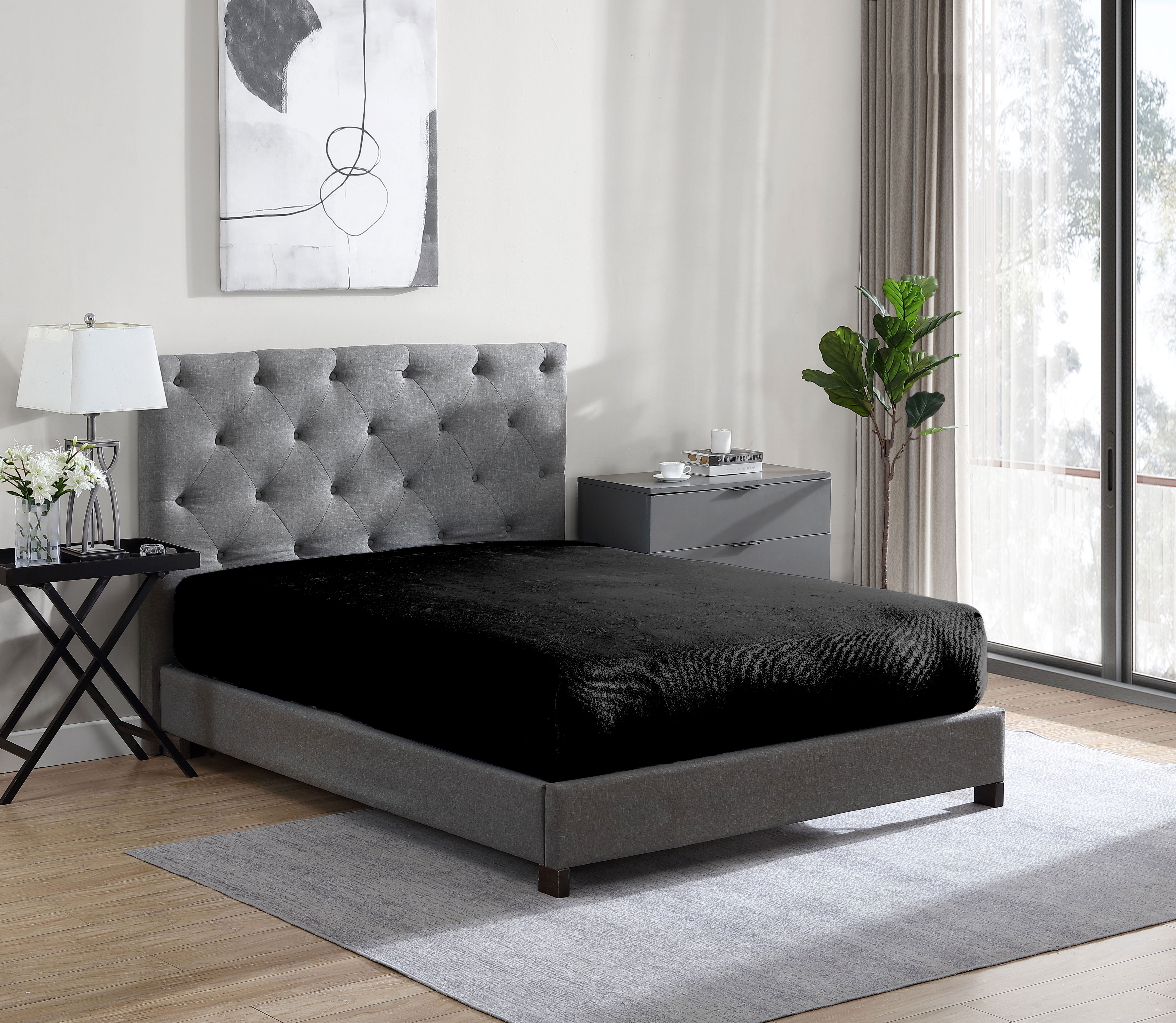 Swift Home Luxury 1 Piece Flannel Plush Fur Fitted Sheet, Ultra-Soft, Deep Pocket Fit, All Season Warmth, Queen Size, Black