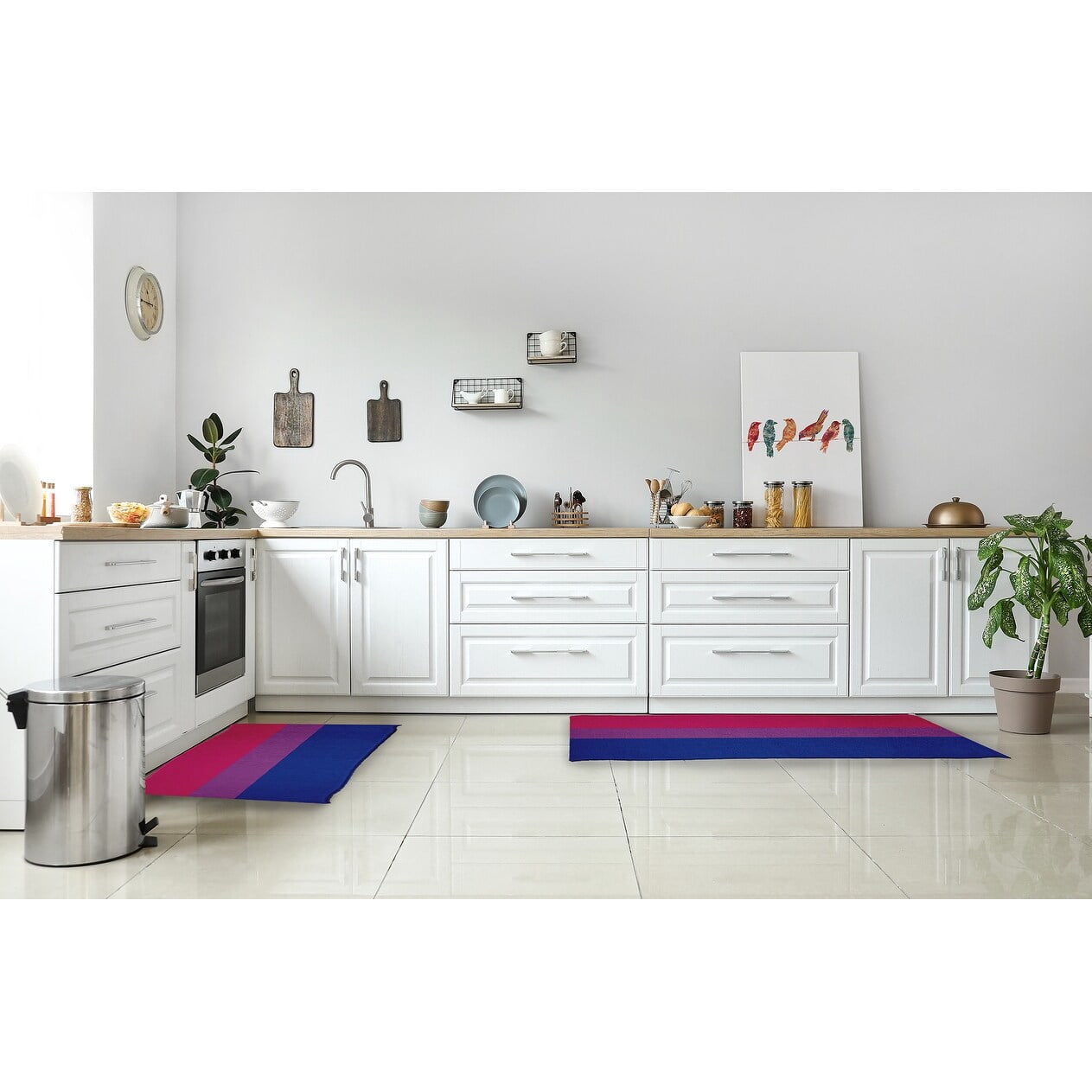 Simply Daisy 3' x 5' Bisexual Chenille Rug