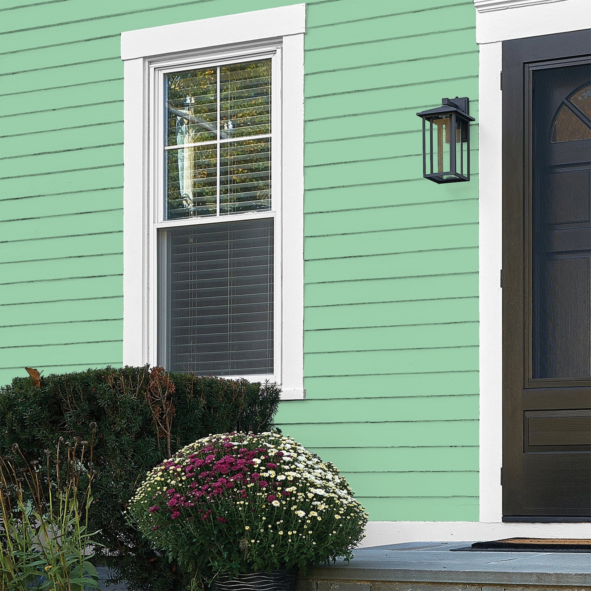 Glidden High Endurance Plus Heath Green Flat Exterior Paint and Primer, 1 Gallon