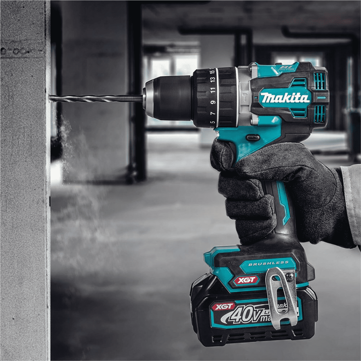 Makita 40V max XGT&reg; Compact Brushless Cordless 1/2" Hammer Driver-Drill Kit (2.5Ah)