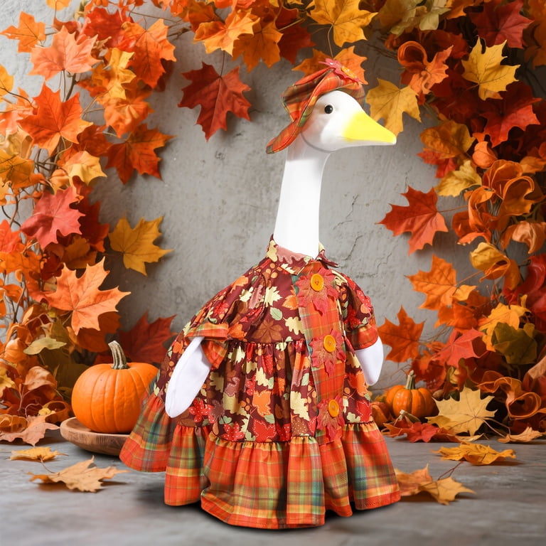 HHBEAUTY Fall Goose Outfit Maple Porch Goose Dresses Clothes for Cement or  Plastic Porch Goose Costume for Yard Lawn Outdoor Garden Patio Statue  Thanksgiving Party Xmas Holiday Decor - Walmart.com