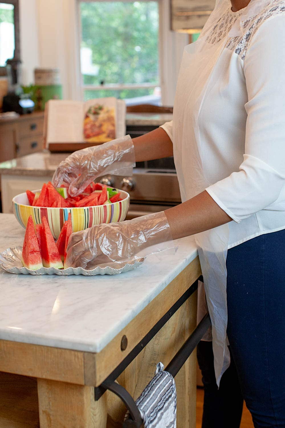 Kleen Chef Disposable Food Prep Gloves, 525 Per Box (2100 Pcs), 11.5" Long Cuff Clear Poly Gloves for Food Handling & Service - One Size Fits Most